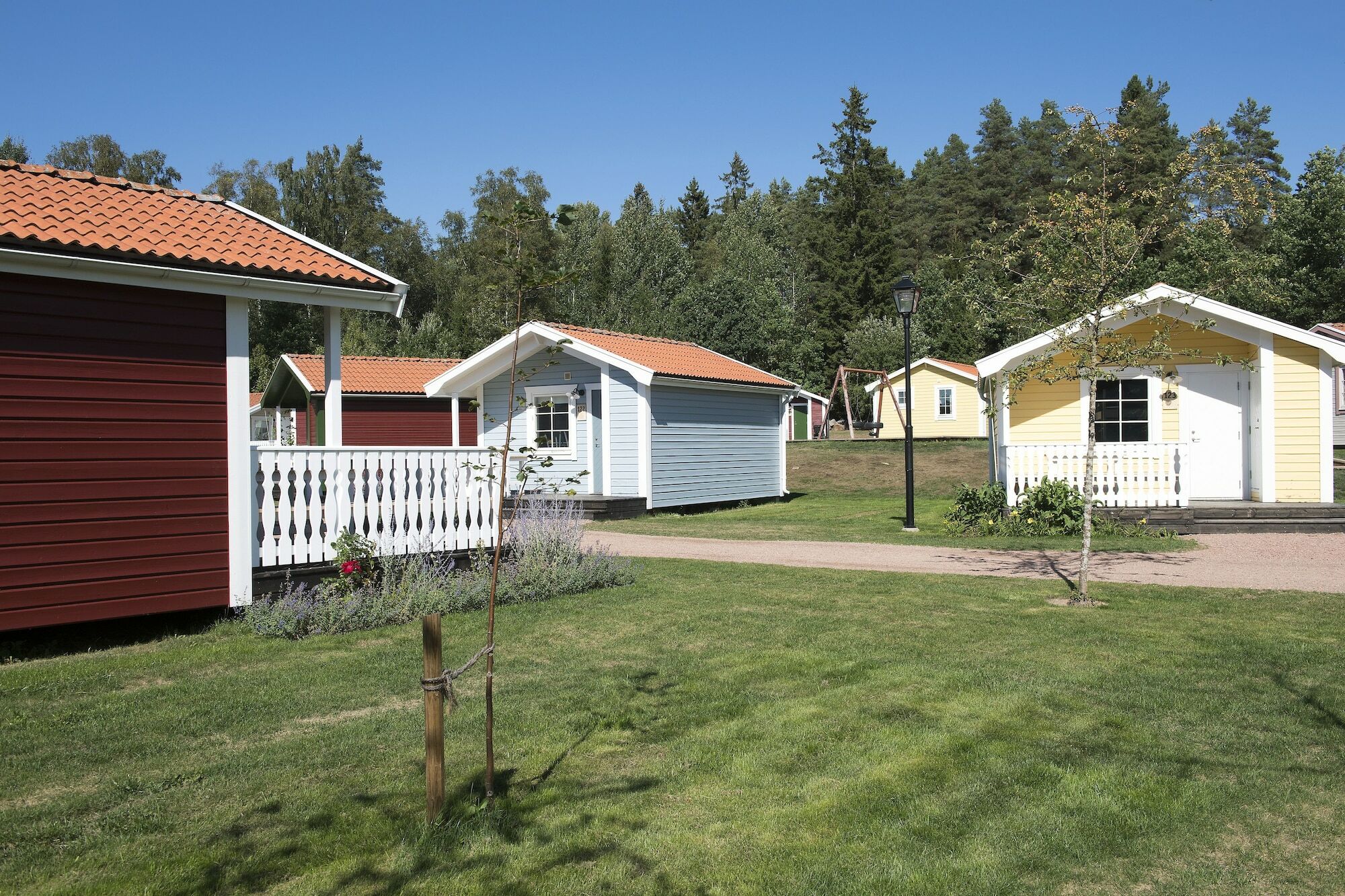 Astrid Lindgrens Vaerlds Gaestboende Vimmerby Buitenkant foto